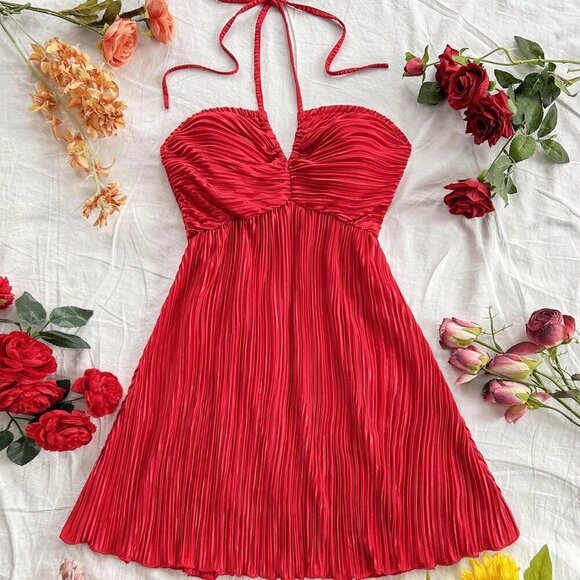 Red Boho Women's Sexy Textured Open Back Halter Neck Dress - Picture 4 of 7